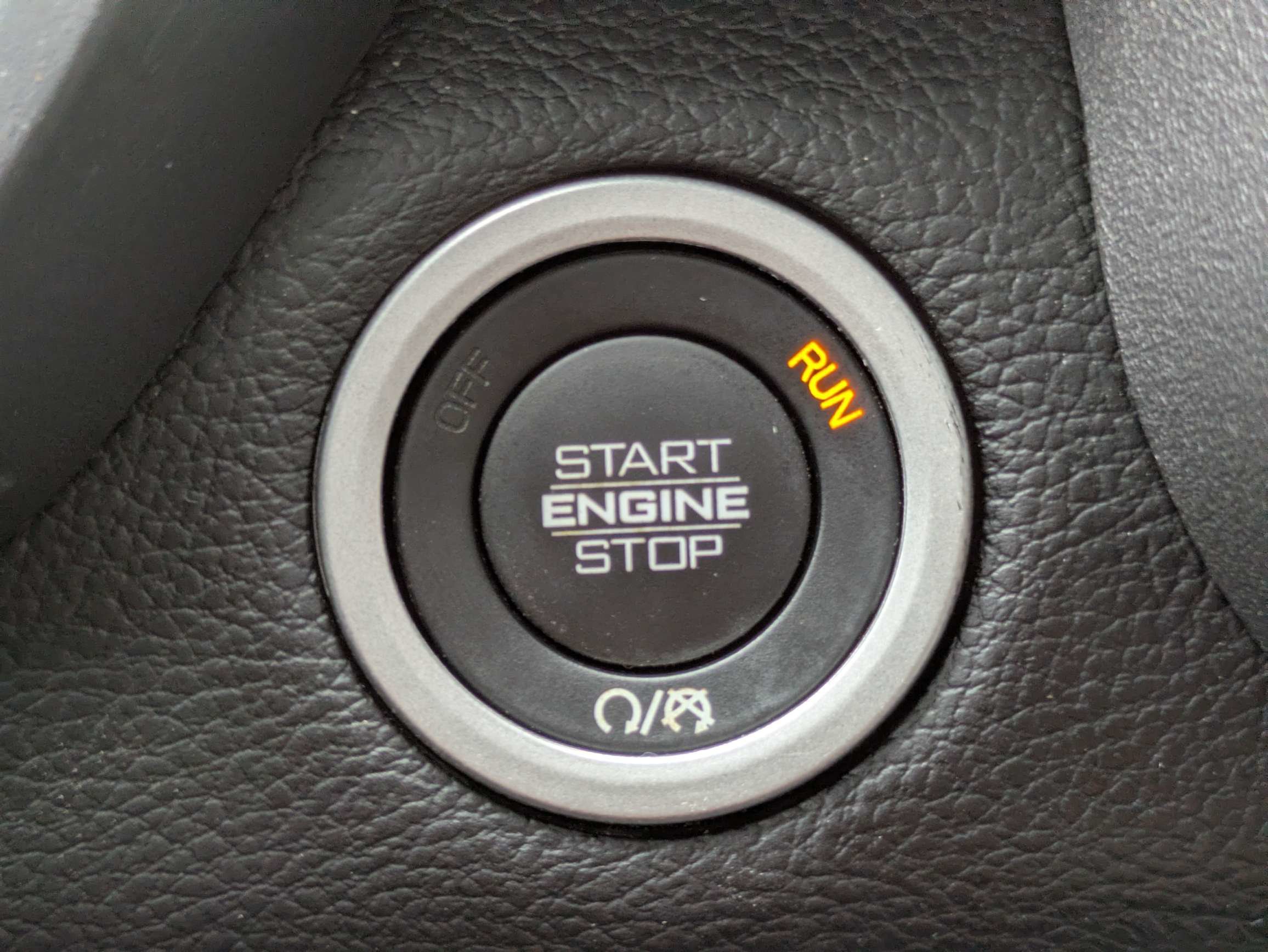 Used 2025 RAM 3500 Laramie AWD/4WD image 31