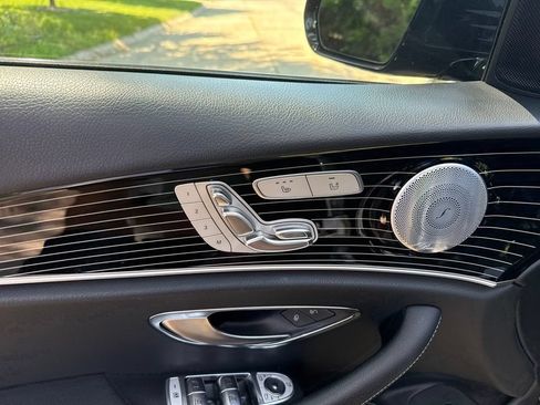 Used 2018 Mercedes-Benz E 400 4MATIC Sedan image 13
