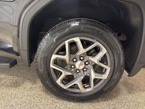 Used 2022 GMC Sierra 1500 SLT image 33