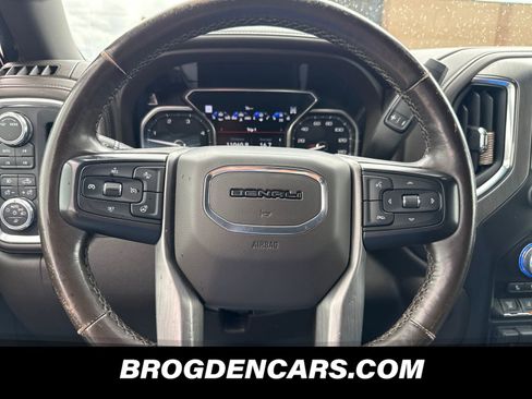 Used 2022 GMC Sierra 2500 Denali w/ Denali Ultimate Package AWD/4WD image 6