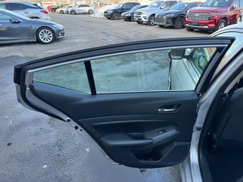 Used 2022 Nissan Altima 2.5 S image 14