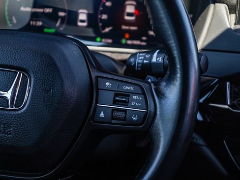 Used 2024 Honda Accord Sport image 18