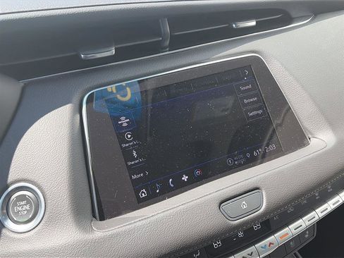 Used 2023 Cadillac XT4 Premium Luxury w/ Technology Package FWD image 15