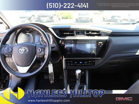 Used 2017 Toyota Corolla SE w/ Carpet Mat Package (TMS) FWD image 16