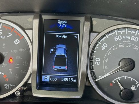 Used 2022 Toyota Tacoma SR5 image 15