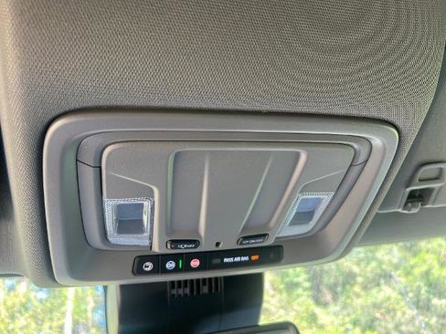 New 2025 Chevrolet Silverado 2500 Custom w/ Custom Value Package image 21