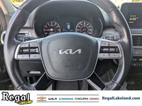 Used 2022 Kia Telluride EX w/ EX Premium Package image 29