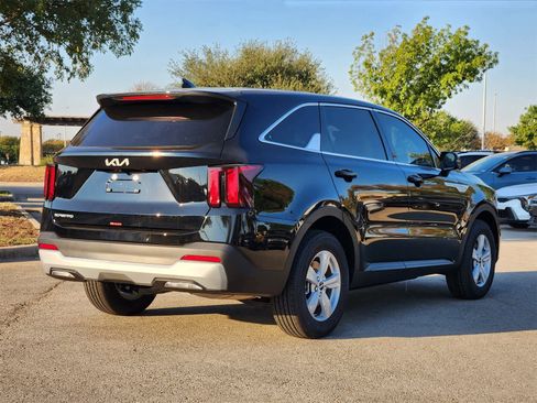 New 2026 Kia Sorento LX image 5