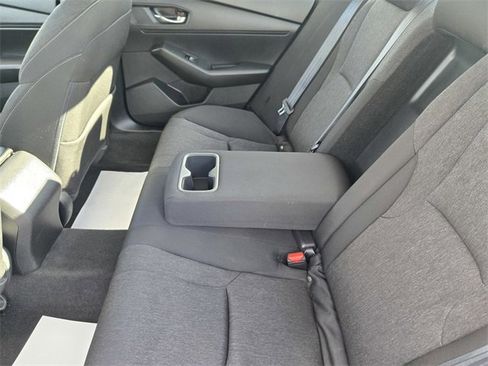 Used 2023 Honda Accord EX image 9