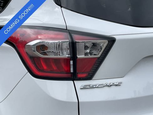 Used 2018 Ford Escape SE AWD/4WD image 34