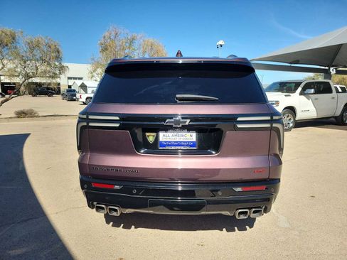 Used 2024 Chevrolet Traverse RS image 5