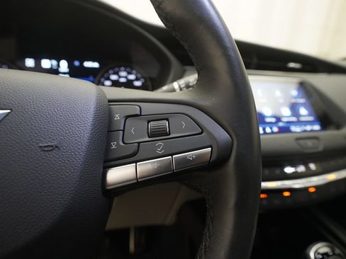 Used 2021 Cadillac XT4 Premium Luxury AWD/4WD image 19