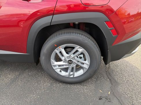 New 2026 Hyundai Tucson SE image 11