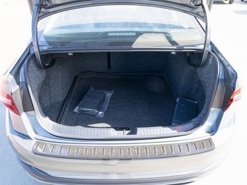 New 2026 Volkswagen Jetta SE image 13