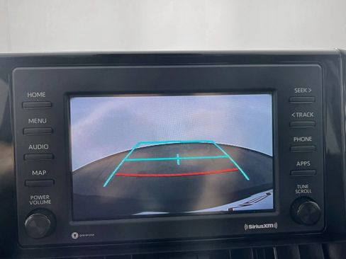Used 2022 Toyota RAV4 LE FWD image 20