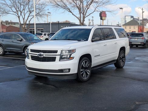 Used 2020 Chevrolet Suburban Premier image 10