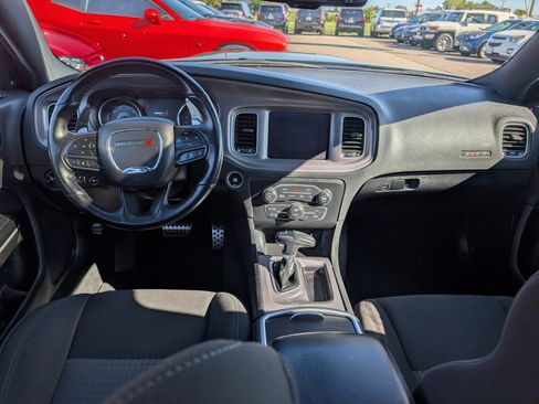 Used 2023 Dodge Charger Scat Pack w/ Technology Group RWD image 7
