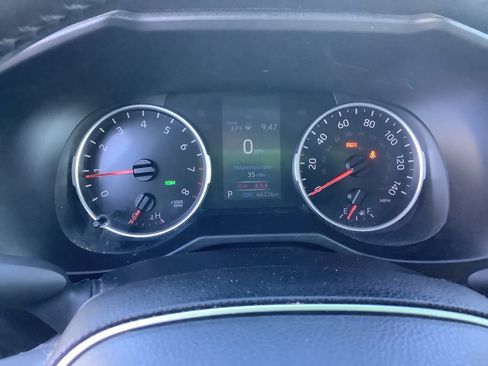 Used 2022 Toyota RAV4 XLE w/ XLE Grade Weather Package image 14