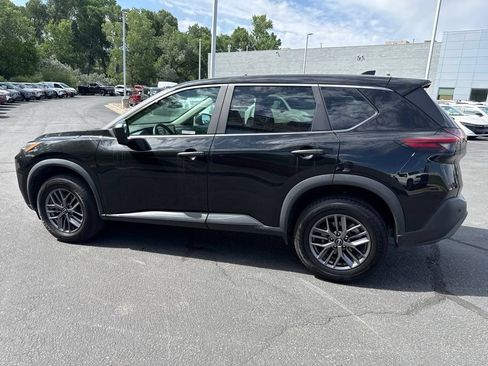 Used 2023 Nissan Rogue S AWD/4WD image 6