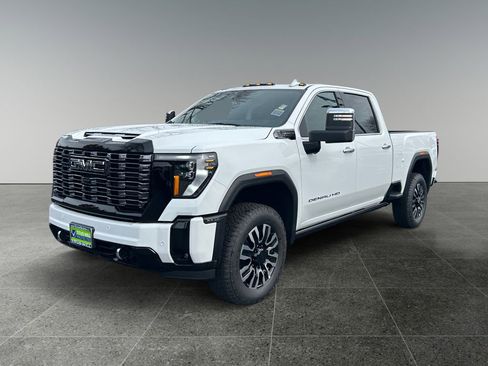 New 2025 GMC Sierra 2500 Denali Ultimate w/ Max Trailering Package image 3
