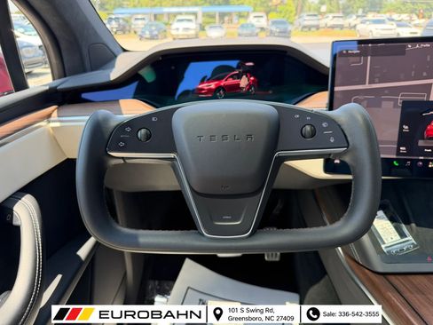 Used 2023 Tesla Model X AWD/4WD image 9