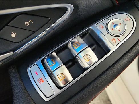 Used 2016 Mercedes-Benz C 450 AMG image 31