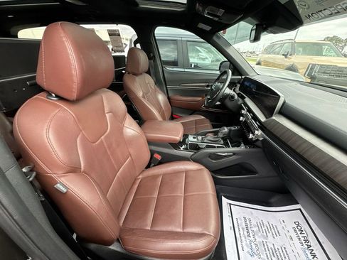Used 2023 Kia Telluride SX FWD image 25