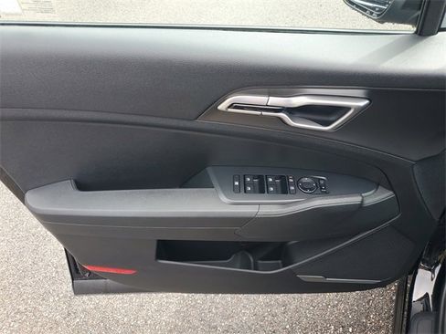 New 2026 Kia Sportage LX w/ LX Convenience Package image 19