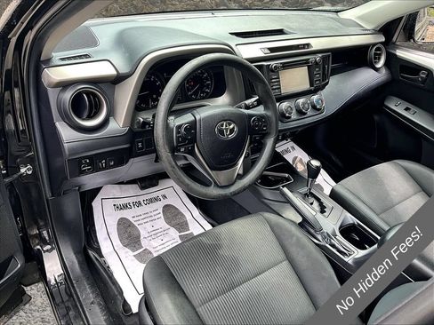 Used 2017 Toyota RAV4 LE w/ Carpet Mat Package AWD/4WD image 11