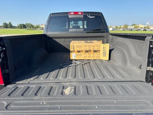 Used 2019 RAM 2500 Tradesman AWD/4WD image 9