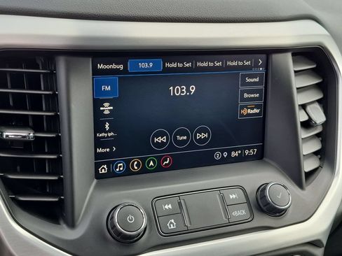 Certified 2021 GMC Acadia SLT w/ Elevation Edition FWD image 11