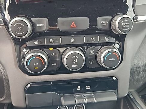 Used 2024 RAM 1500 Laramie image 18