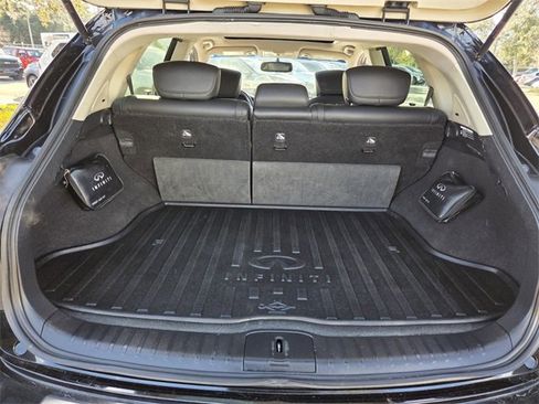 Used 2016 INFINITI QX50 Journey w/ Premium Package image 17