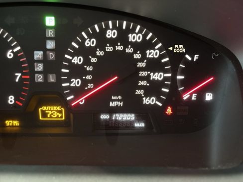 Used 2003 Lexus LS 430 RWD image 15