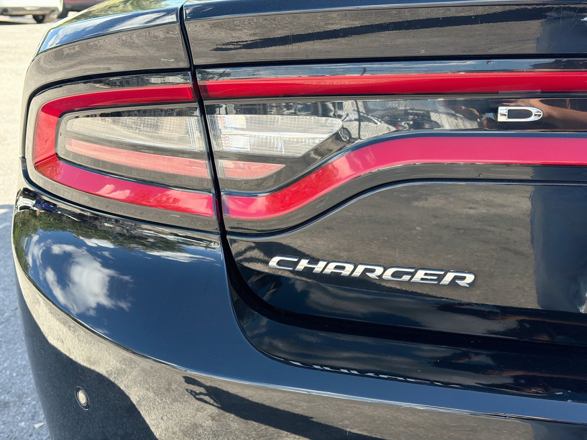Used 2021 Dodge Charger SXT w/ Cold Weather Package RWD image 7