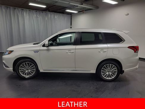 Used 2022 Mitsubishi Outlander GT image 5