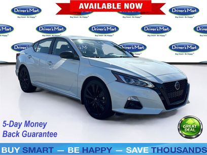 Used 2022 Nissan Altima 2.5 SR w/ Midnight Edition Package