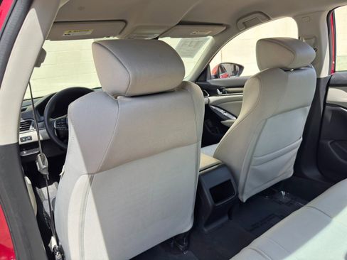 Used 2021 Honda Accord LX image 30