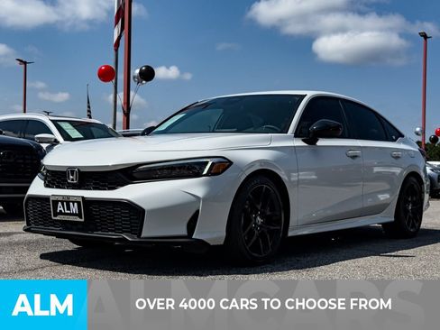 Used 2025 Honda Civic Sport image 2