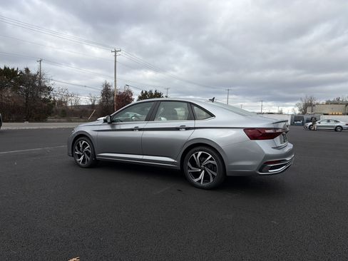 New 2026 Volkswagen Jetta SEL image 8