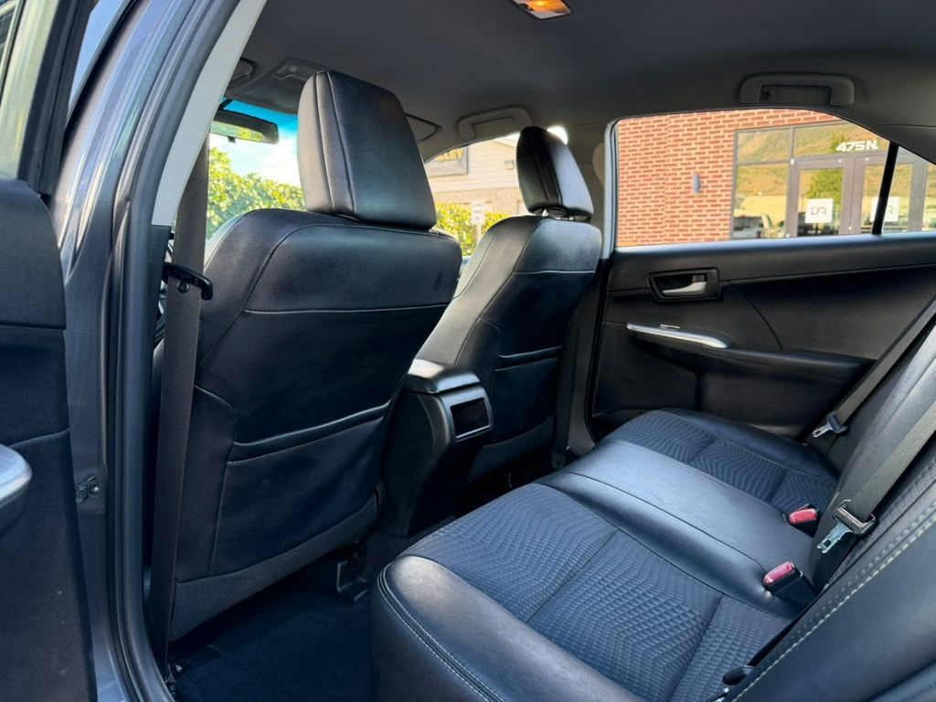 Used 2012 Toyota Camry SE FWD image 20