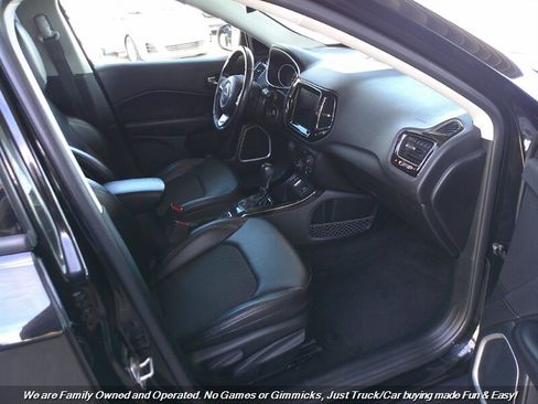 Used 2019 Jeep Compass Altitude image 30