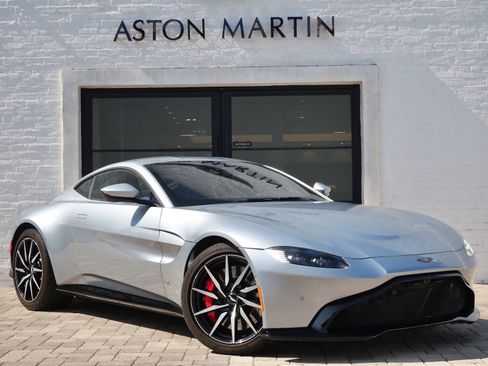 Used 2020 Aston Martin V8 Vantage Coupe RWD image 1