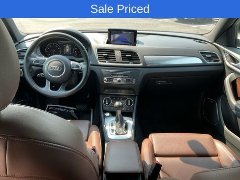 Used 2018 Audi Q3 2.0T Premium Plus w/ Premium Plus Package AWD/4WD image 21