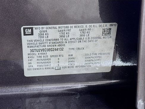 Used 2014 GMC Sierra 1500 SLT w/ SLT Crew Cab Value Package image 34