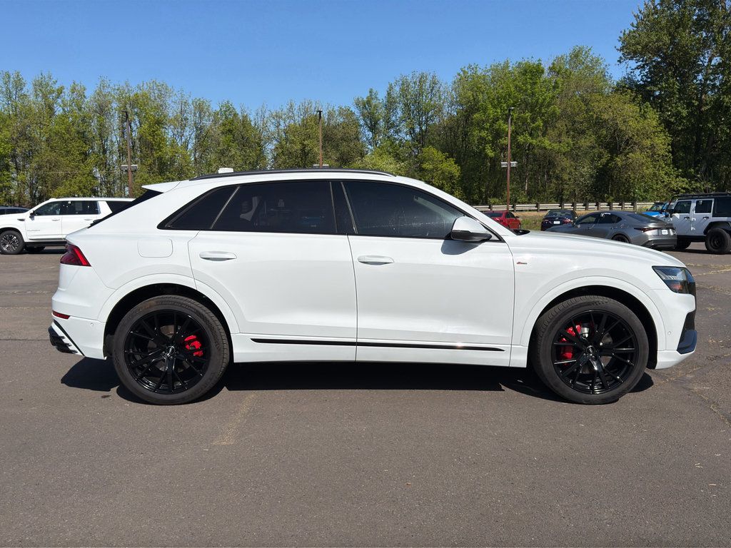 Used 2019 Audi Q8 Prestige w/ Luxury Package AWD/4WD image 24