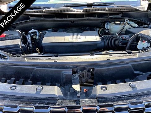 Used 2021 GMC Yukon Denali w/ Denali Premium Package AWD/4WD image 9