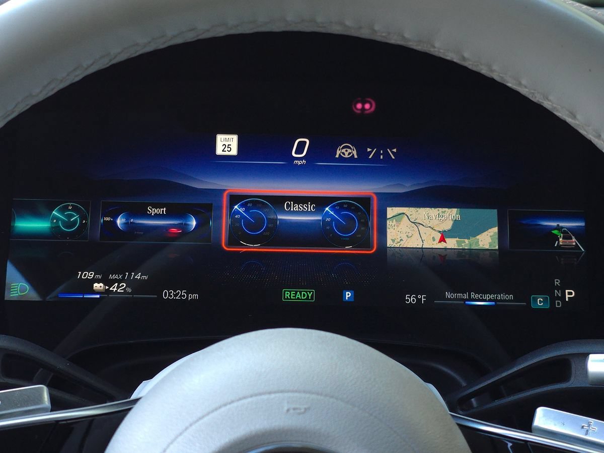 Used 2023 Mercedes-Benz EQS 580 4MATIC SUV image 36