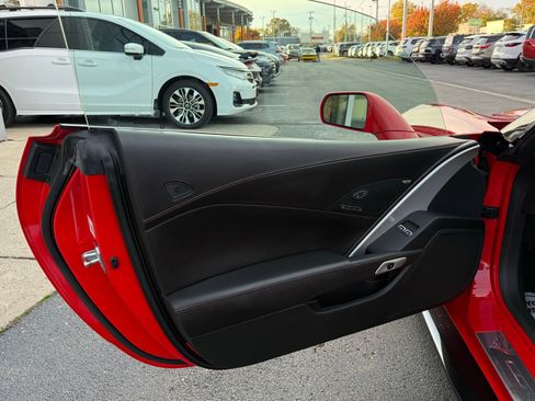 Used 2017 Chevrolet Corvette Stingray Coupe image 33