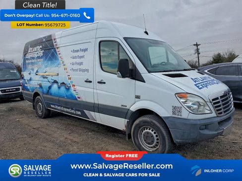 Used 2009 Freightliner Sprinter 2500 image 5